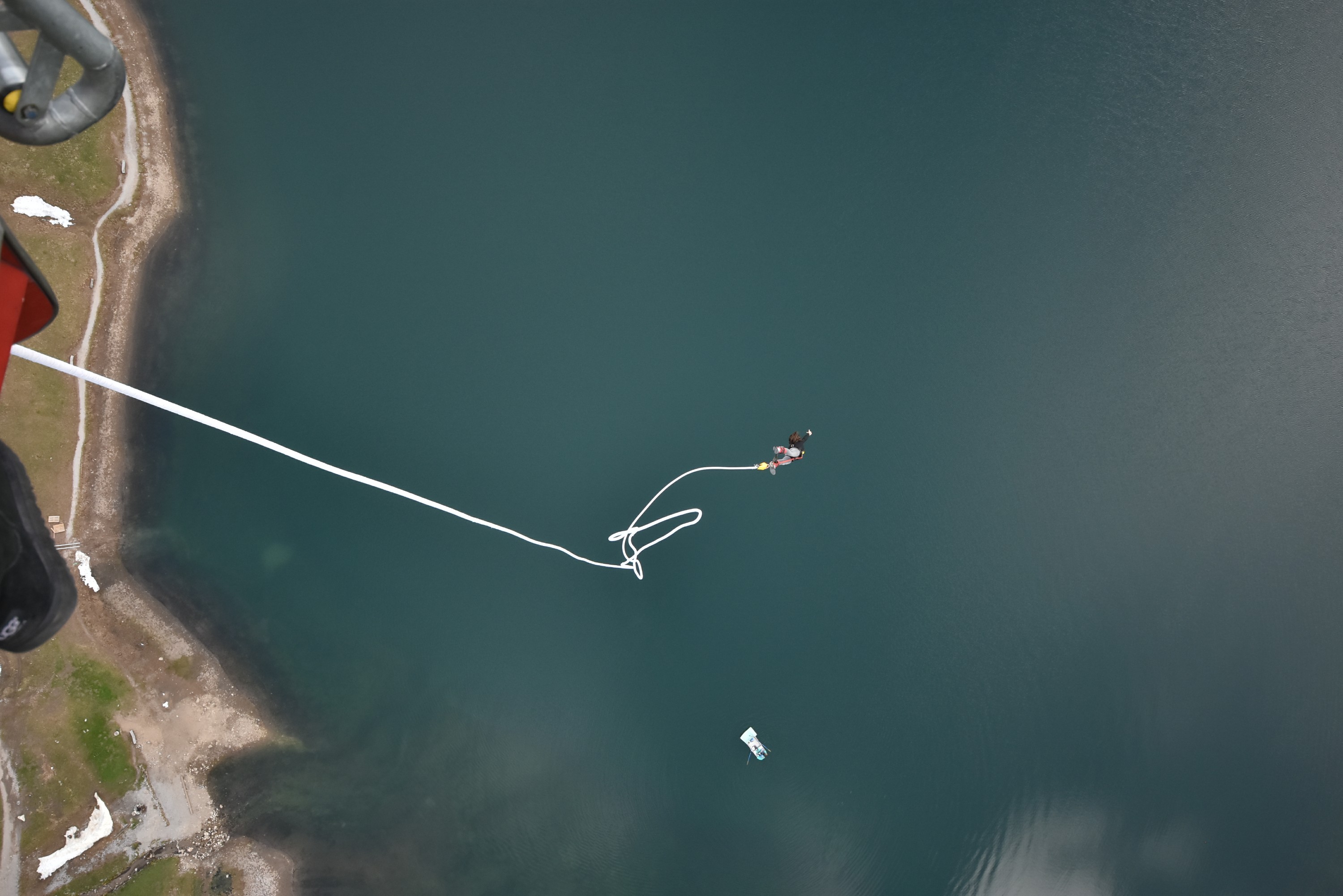 Bungee jumping cable over a lake