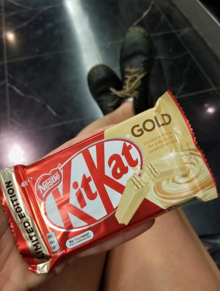 Kit Kat Gold package